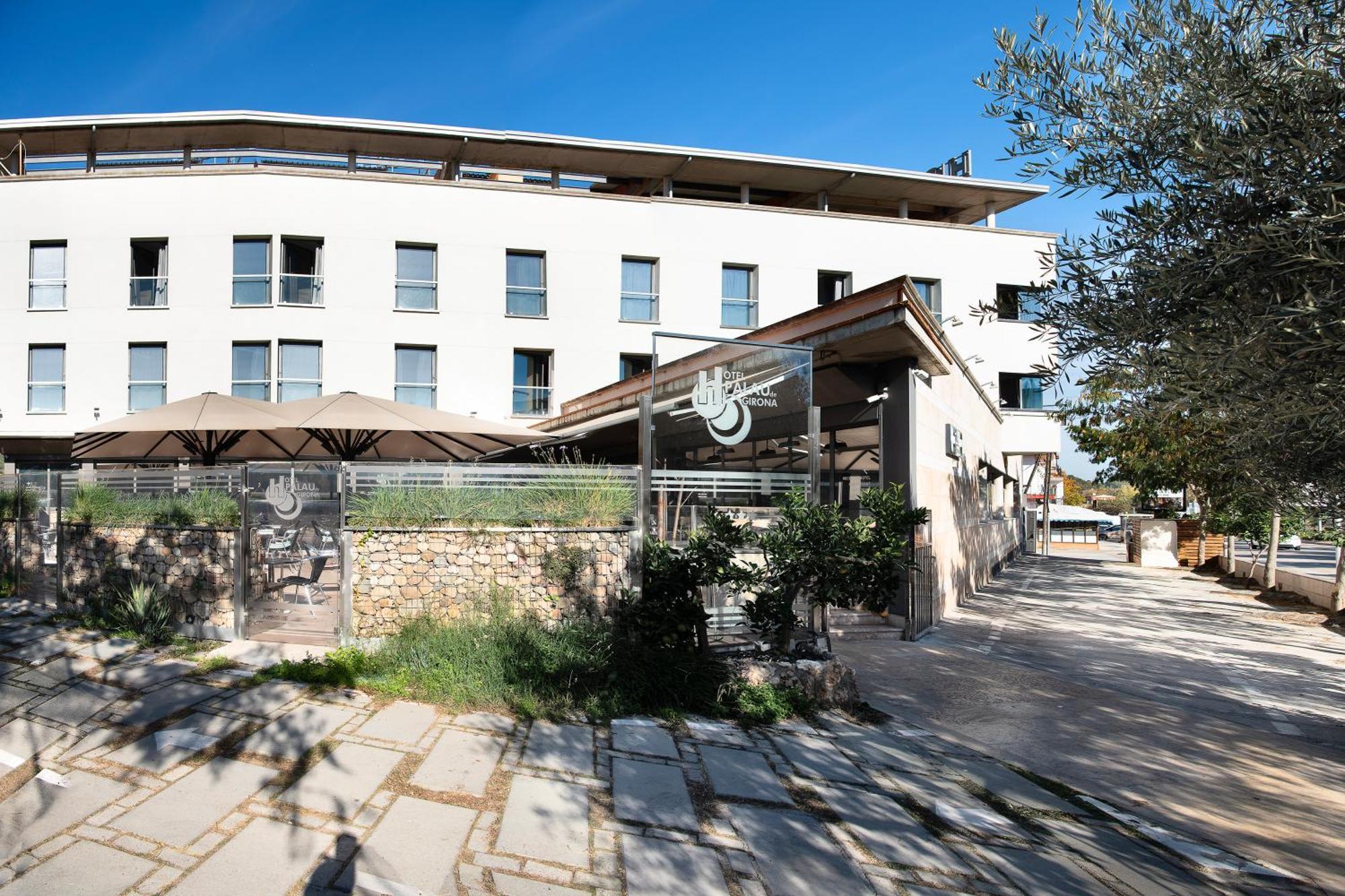 Hotel Palau De Girona Sant Julià De Ramis Buitenkant foto