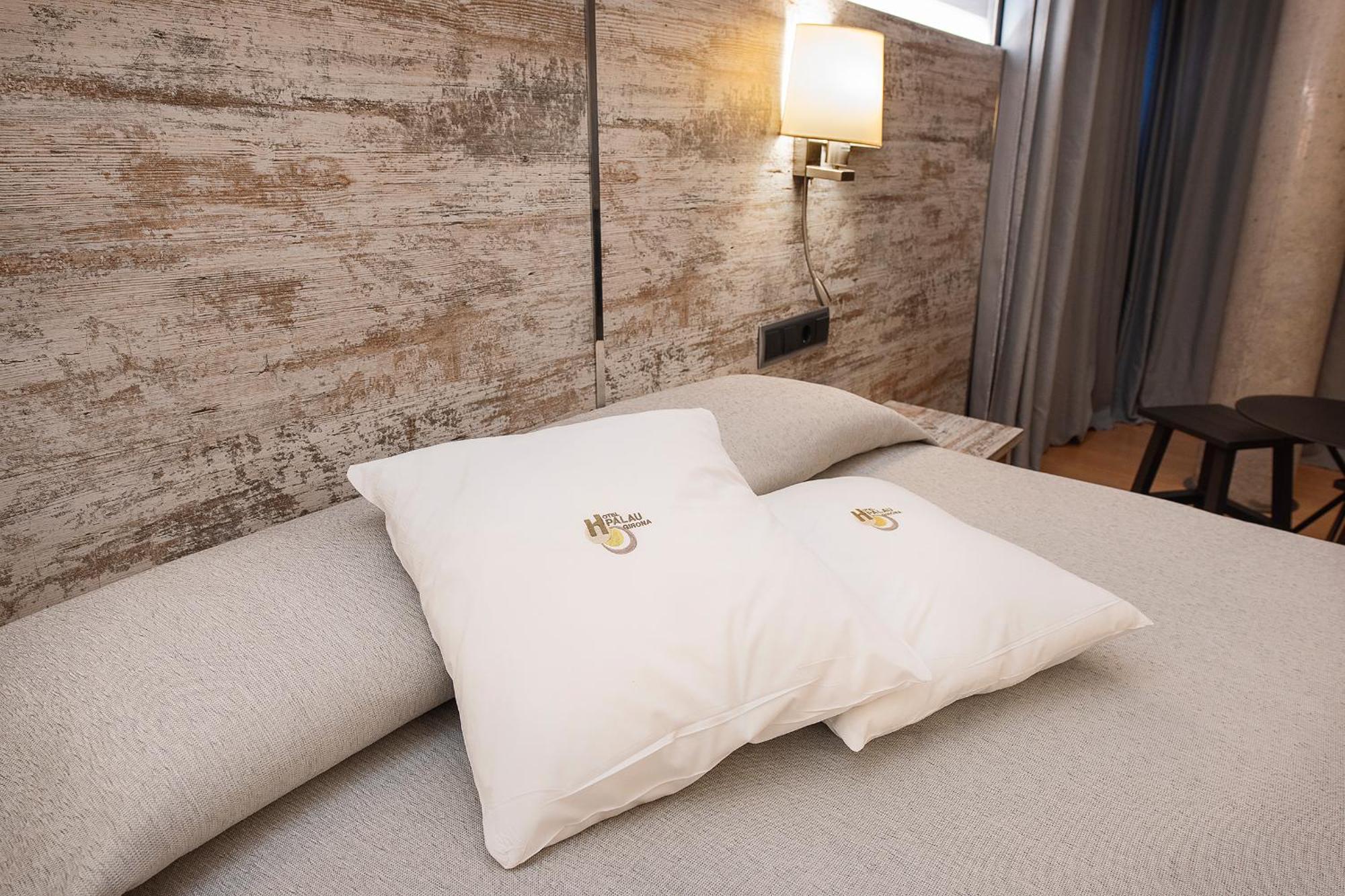 Hotel Palau De Girona Sant Julià De Ramis Buitenkant foto