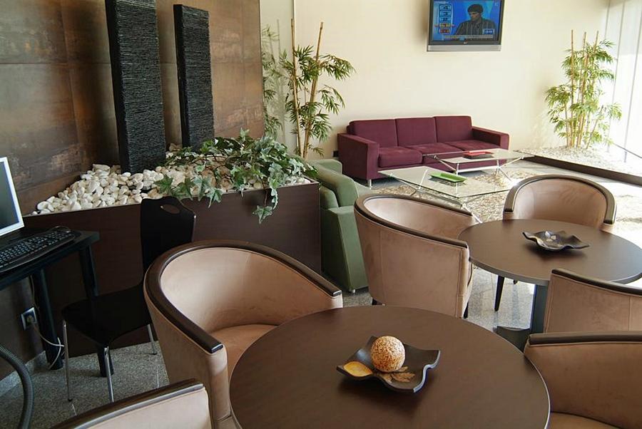 Hotel Palau De Girona Sant Julià De Ramis Buitenkant foto