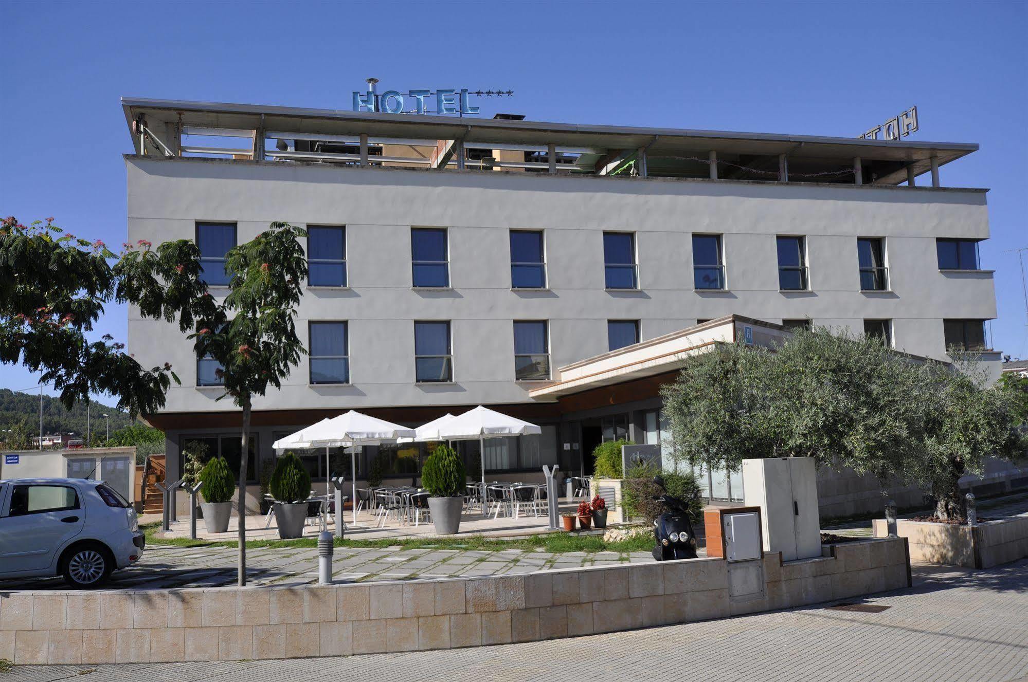 Hotel Palau De Girona Sant Julià De Ramis Buitenkant foto